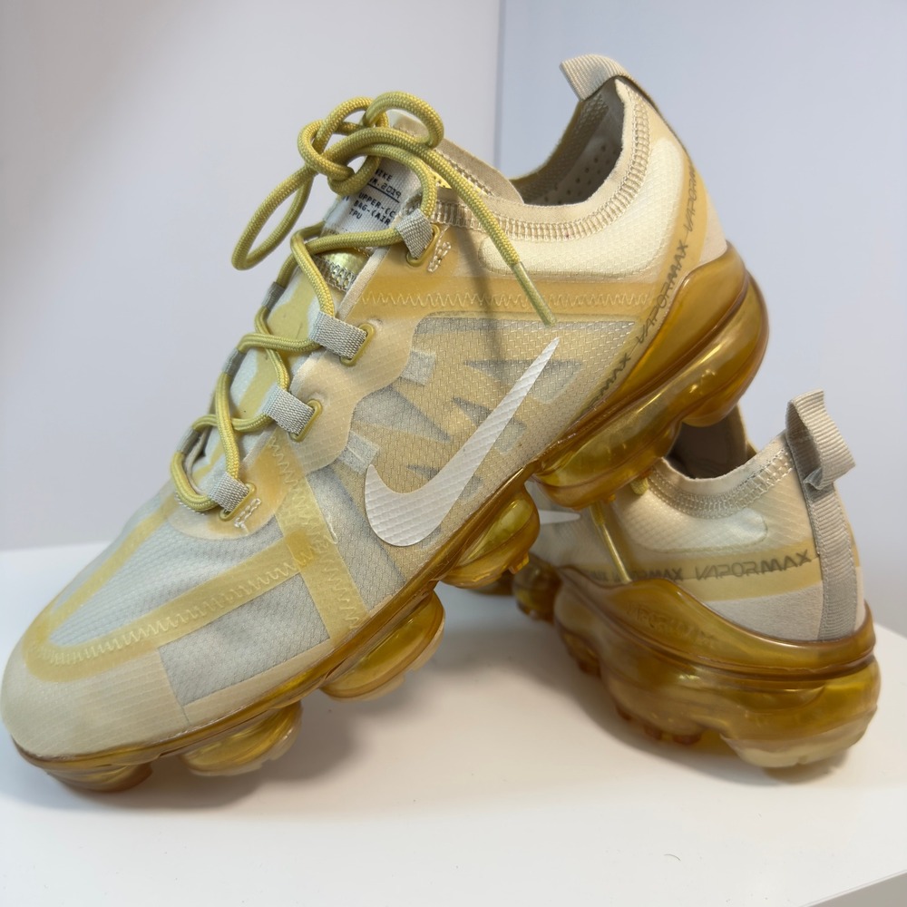 Nike Air VaporMax 2019 Mens 8.5 White Gold AR6632-101 Translucent Running Shoes